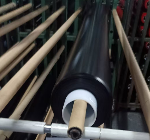 Wat zijn de belangrijkste kenmerken van zelfklevende tape van siliconenrubber?